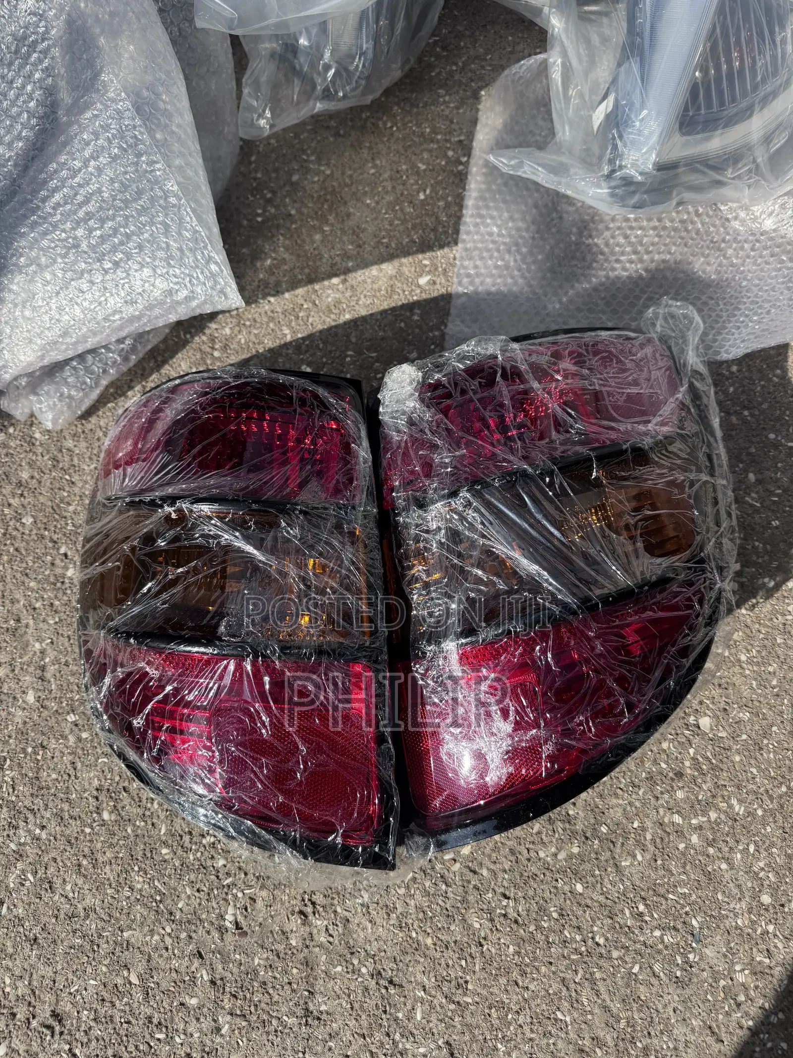 Pontiac Vibe 2005 Tail Light