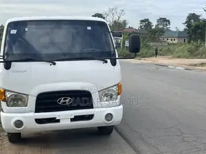 Hyundai E Mighty 2