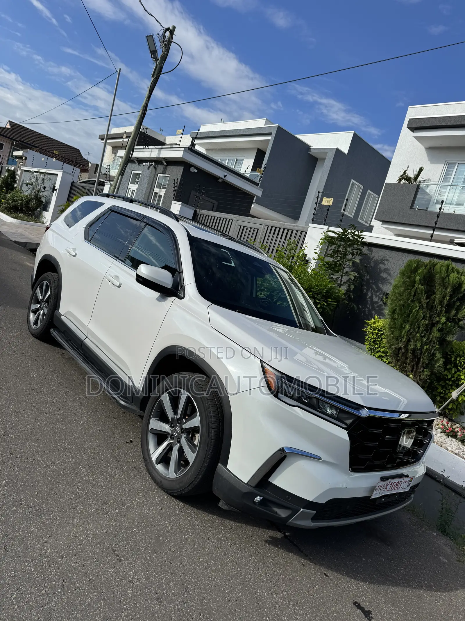 Honda Pilot Touring+ AWD 2025 White