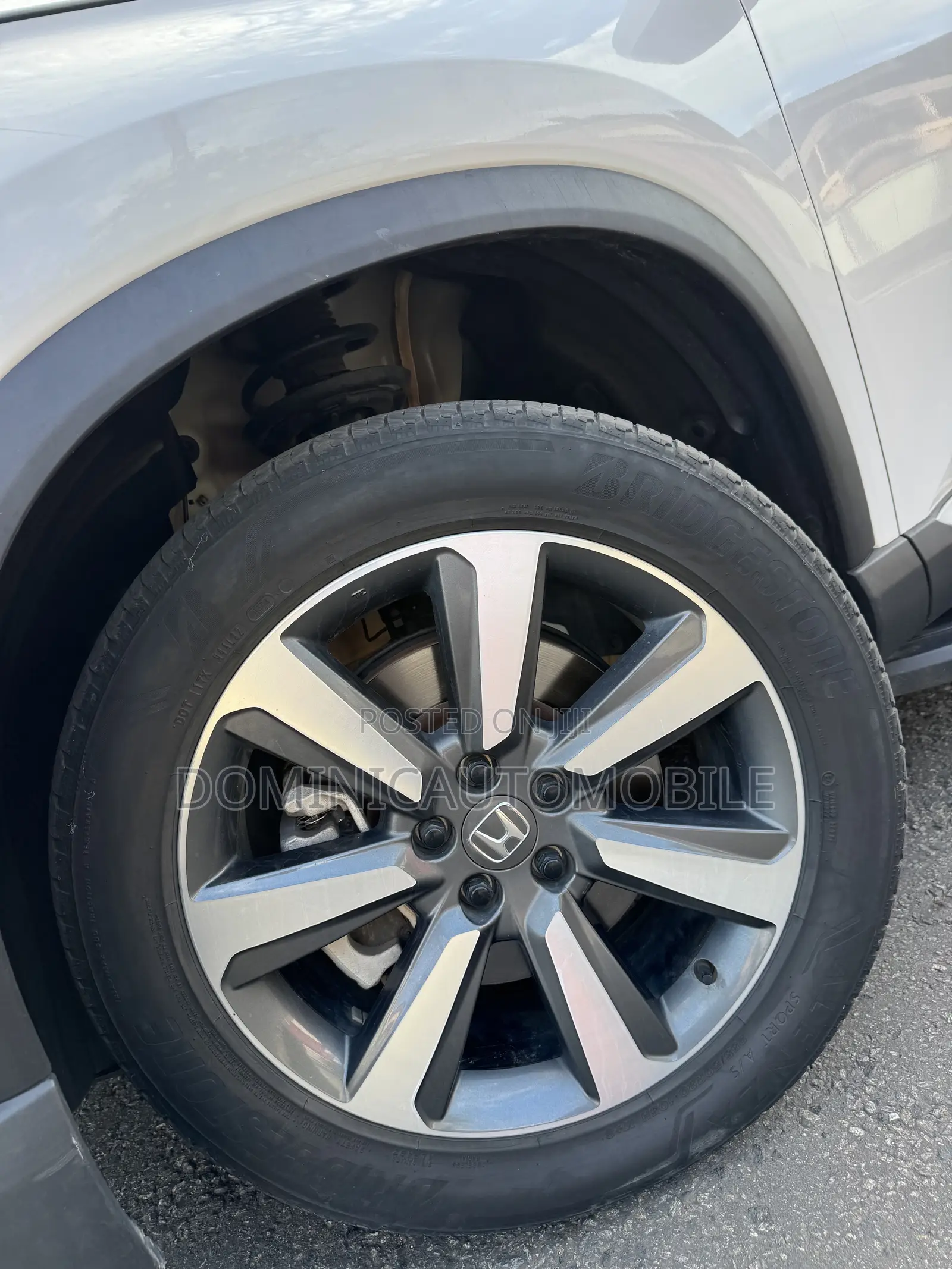 Honda Pilot Touring+ AWD 2025 White