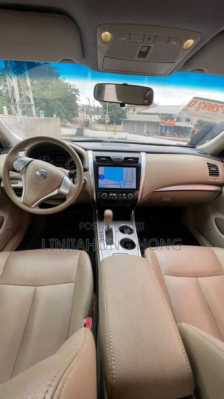 Nissan Altima 2017 Black