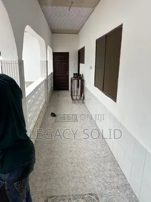 4bdrm Apartment in Legacy Solid Real, New Town for rent