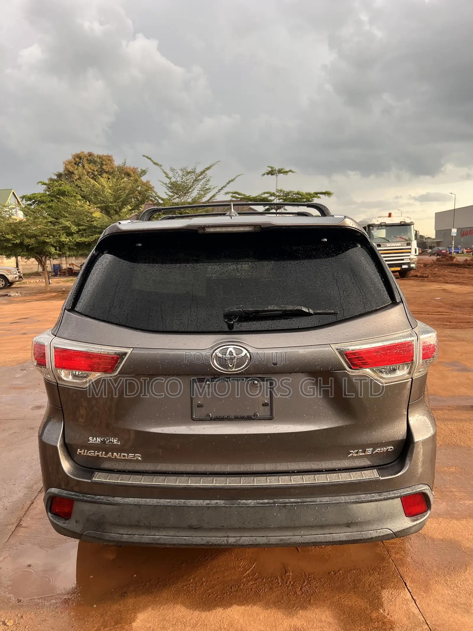 Toyota Highlander XLE V6 4x4 (3.5L 6cyl 6A) 2016 Gray