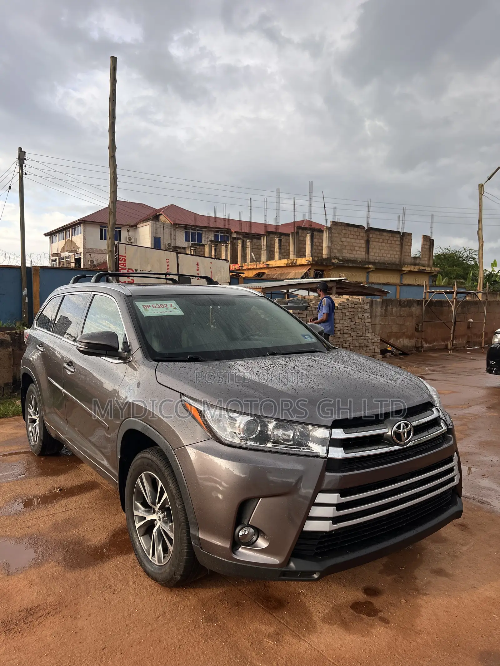 Toyota Highlander XLE V6 4x4 (3.5L 6cyl 6A) 2016 Gray