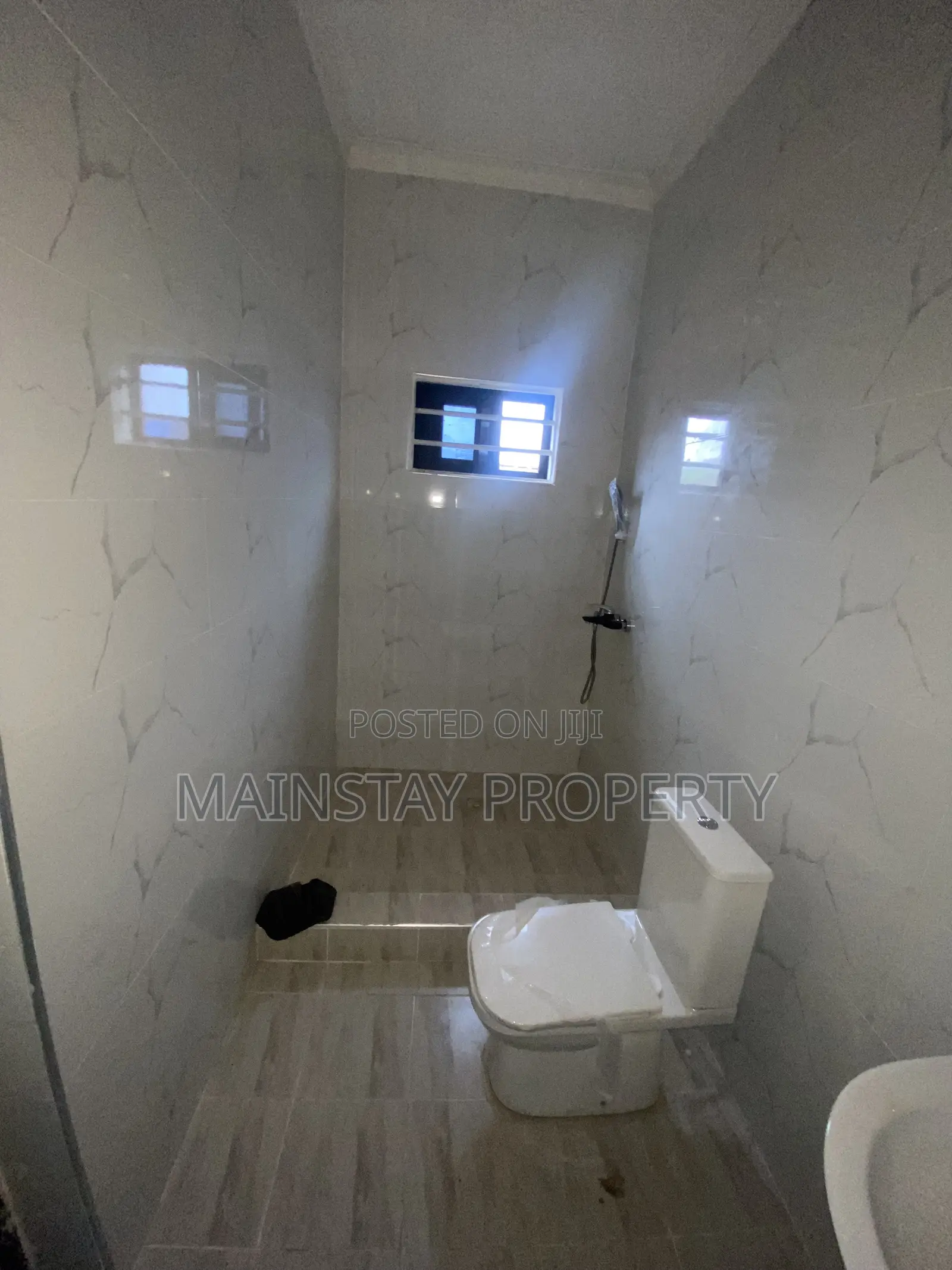 3bdrm House in Mainstay Estates, Spintex for sale