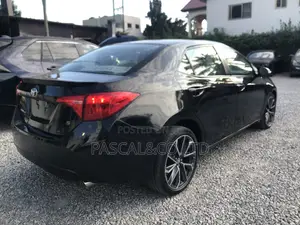 Toyota Corolla S 4dr Sedan (1.8L 4cyl CVT) 2016 Black