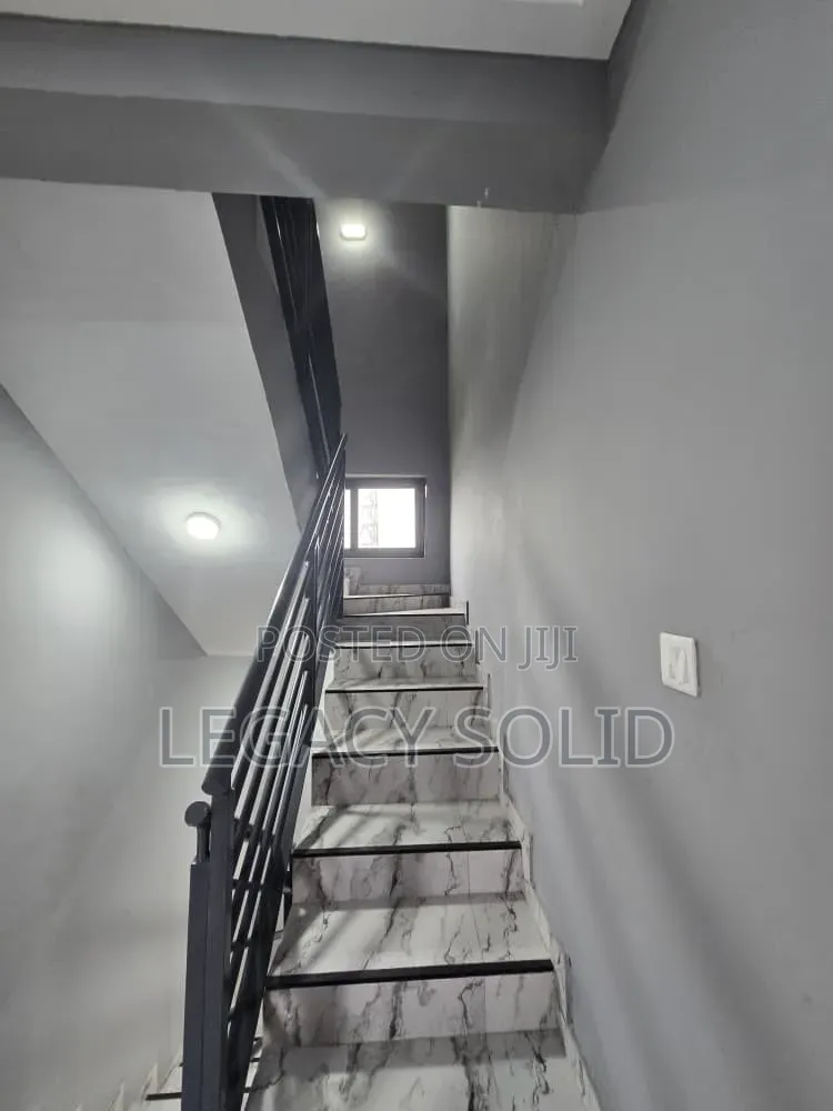 3bdrm Townhouse / Terrace in Legacy Solid Real, Celsbridge Area