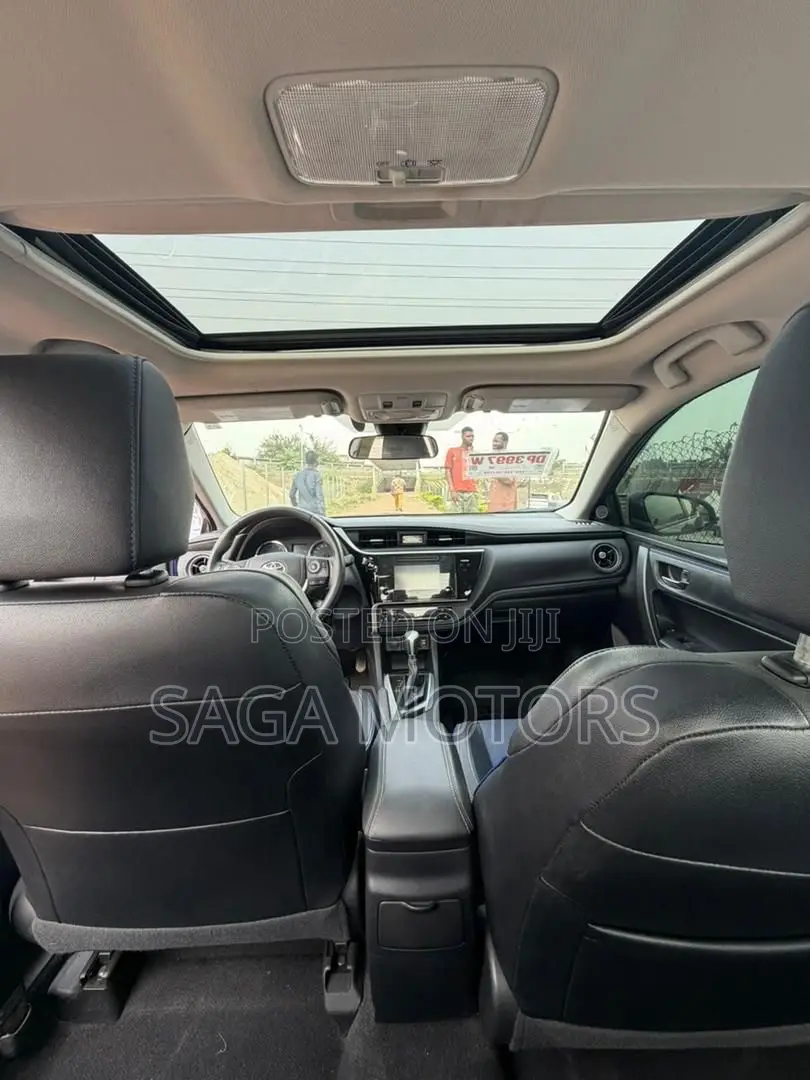 Toyota Corolla 2017 Blue