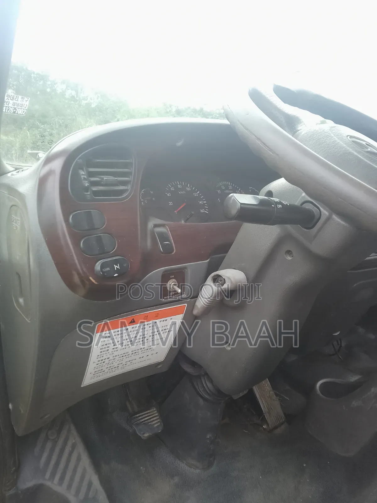 Foreign Used Hyundai Mighty. 2010 Yellow