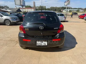 Toyota Yaris 2010 Black