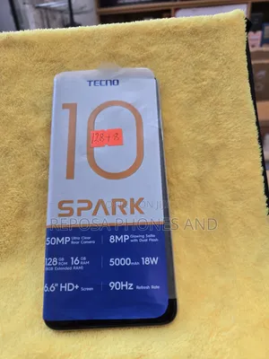 New Tecno Spark 10 128 GB Yellow