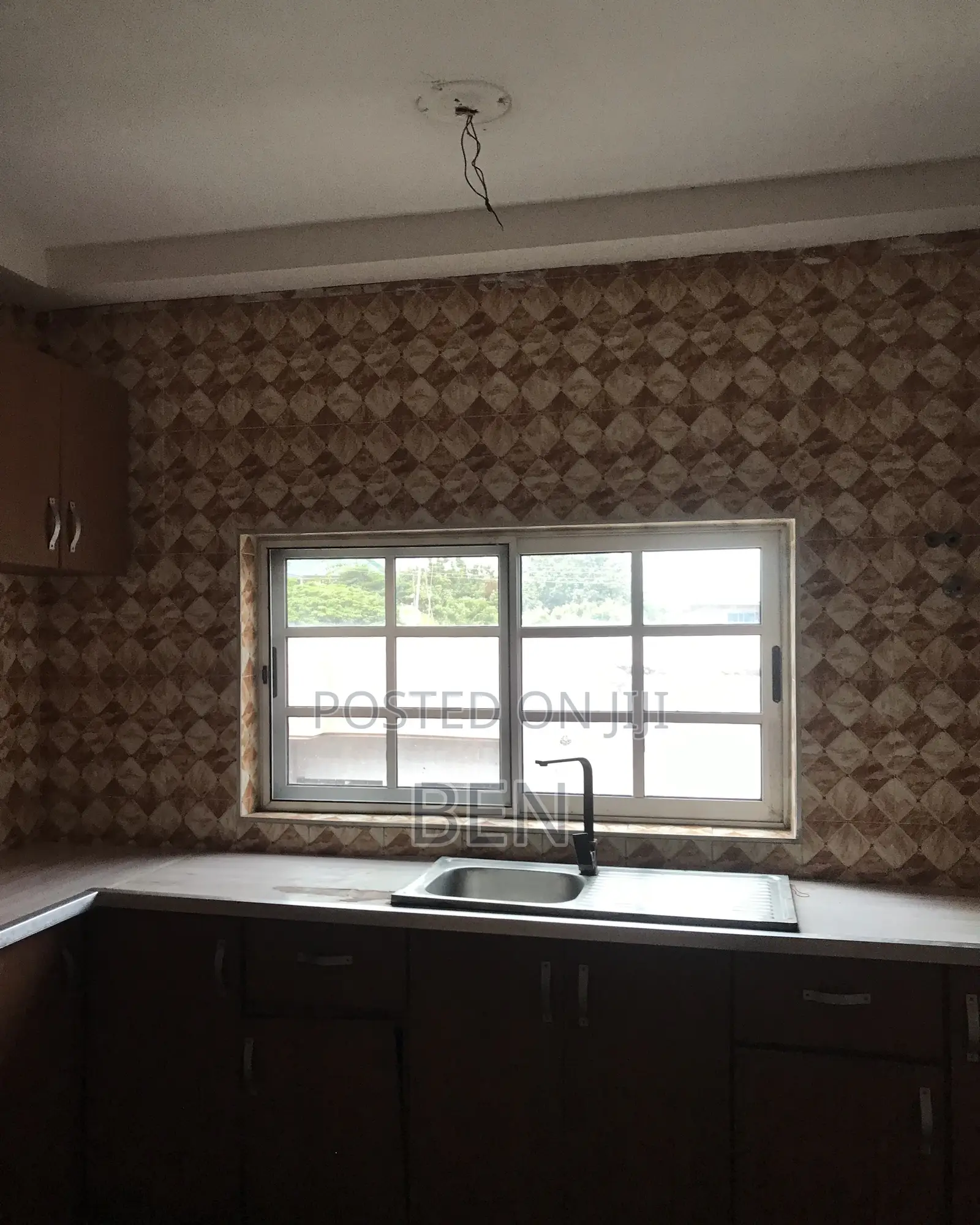 3bdrm Apartment in Cfc Estate Dome for rent