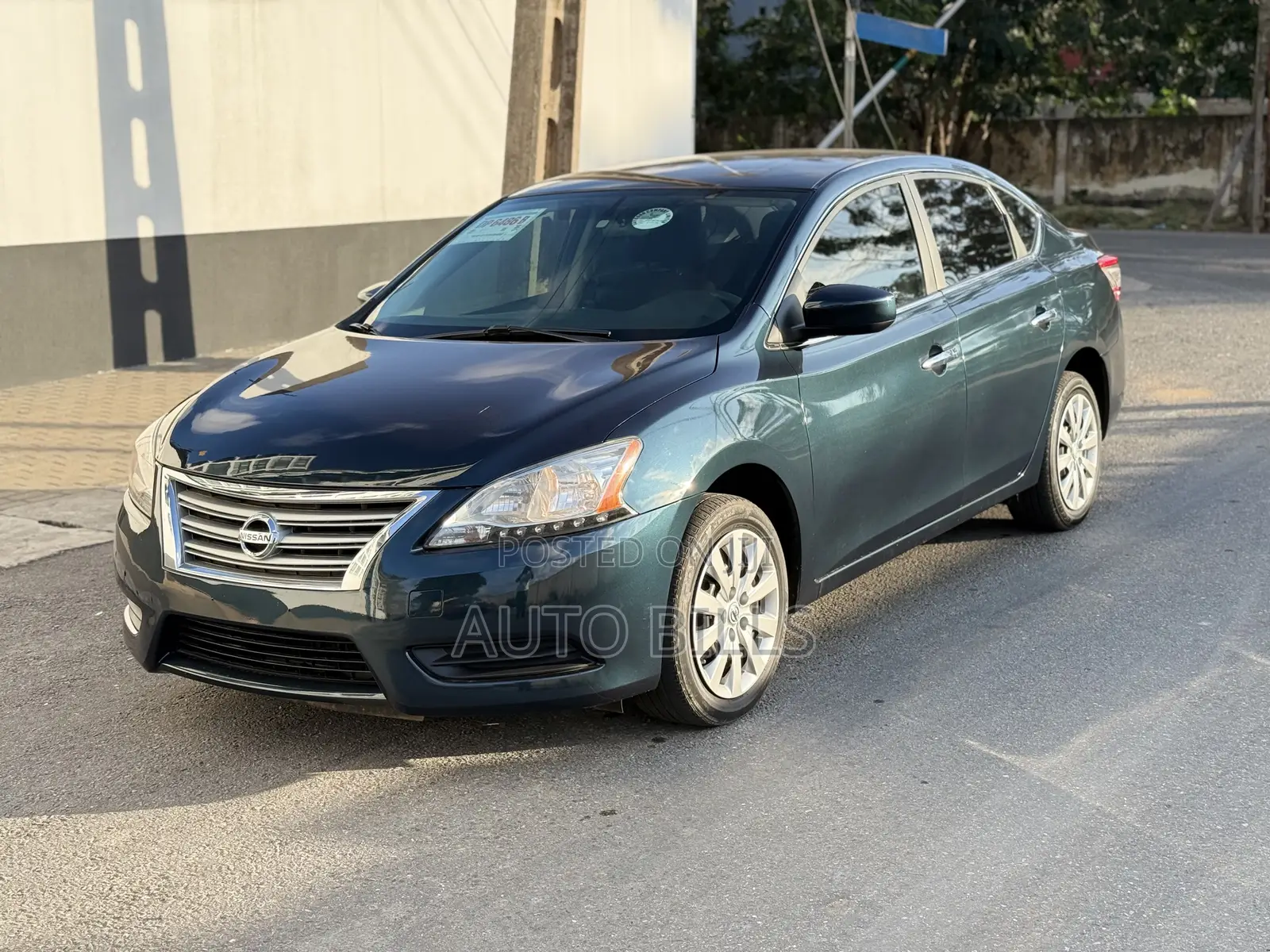 Nissan Sentra SV 4dr Sedan (1.8L 4cyl CVT) 2015 Green