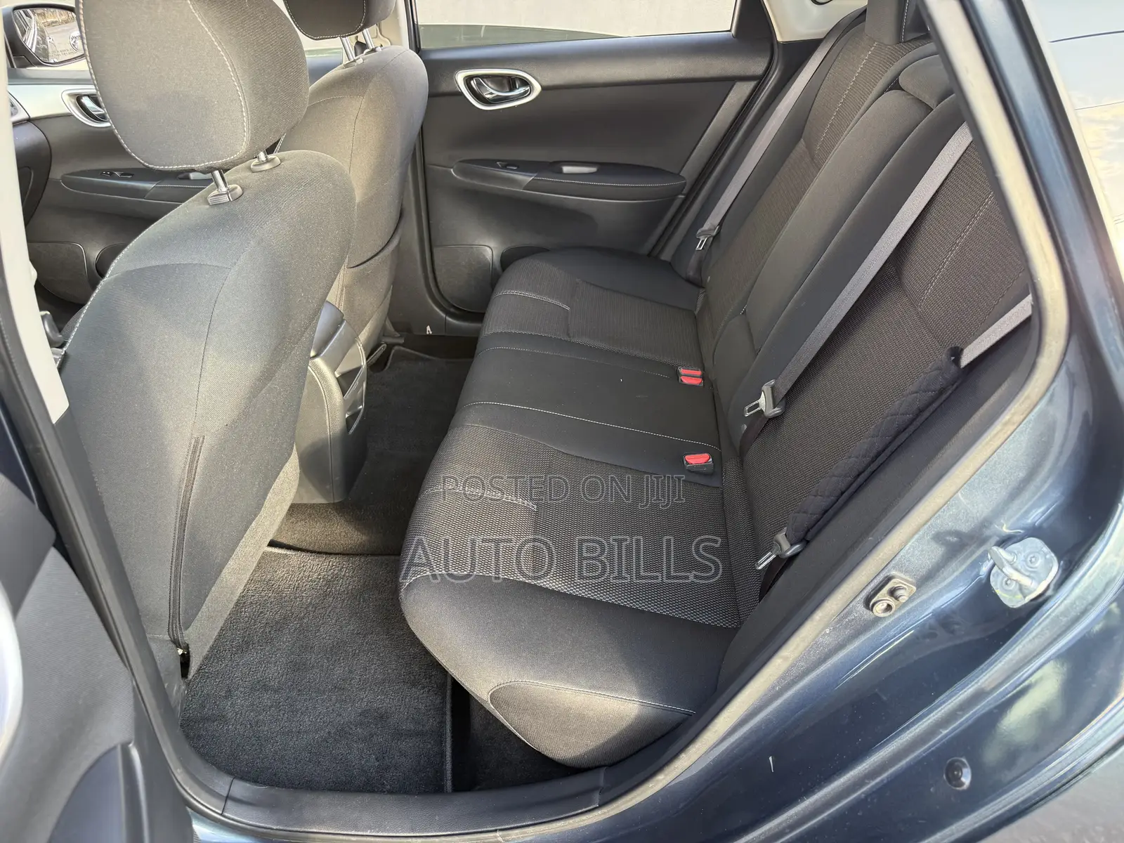 Nissan Sentra SV 4dr Sedan (1.8L 4cyl CVT) 2015 Green