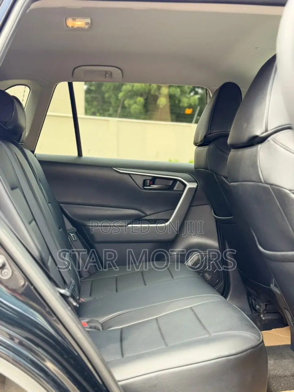 Toyota RAV4 LE AWD 2019 Black