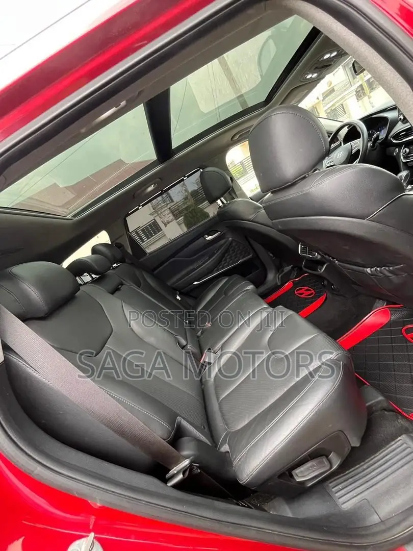Hyundai Santa Fe 2020 Red