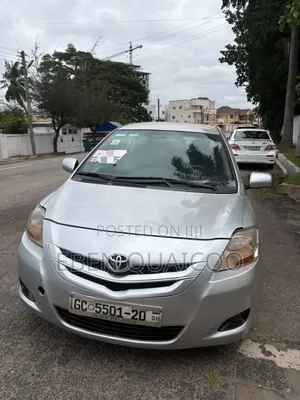 Toyota Yaris 2009 Silver