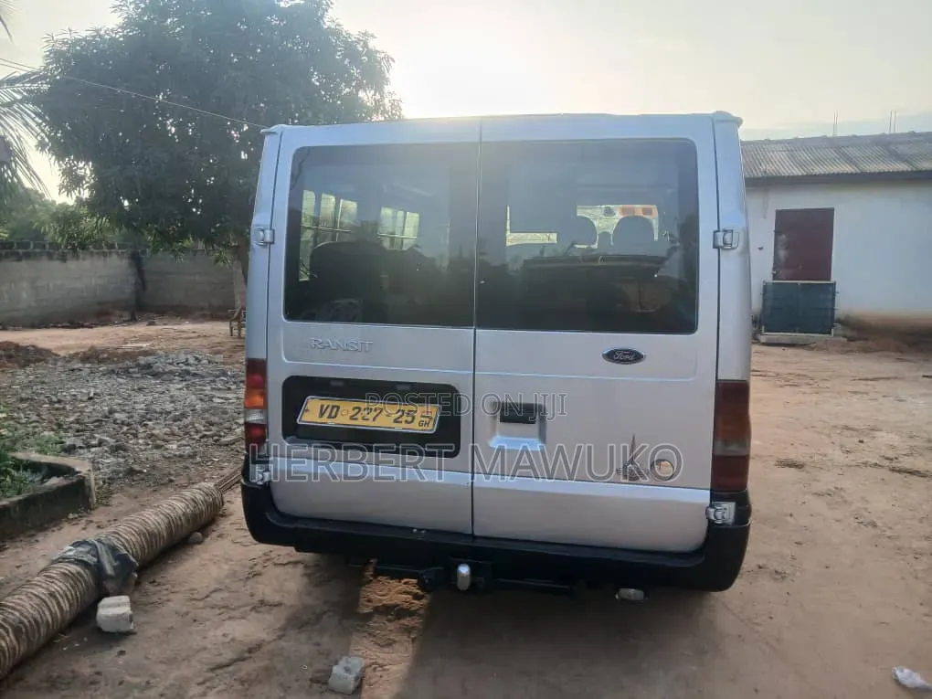 Ford Transit 2006 Silver