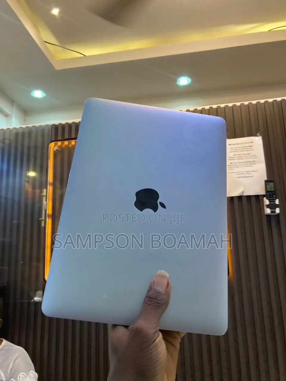 New Laptop Apple MacBook Air 2016 8GB Intel Core M3 SSD 256GB