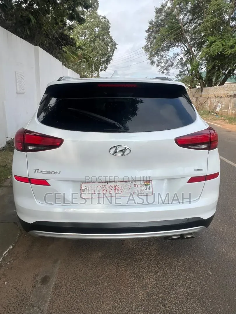 Hyundai Tucson SE FWD 2019 White