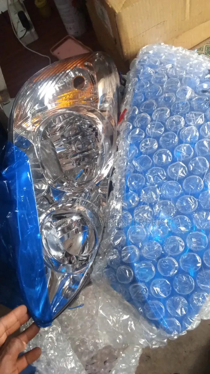 Toyota Corolla 2003-2008 Head Light