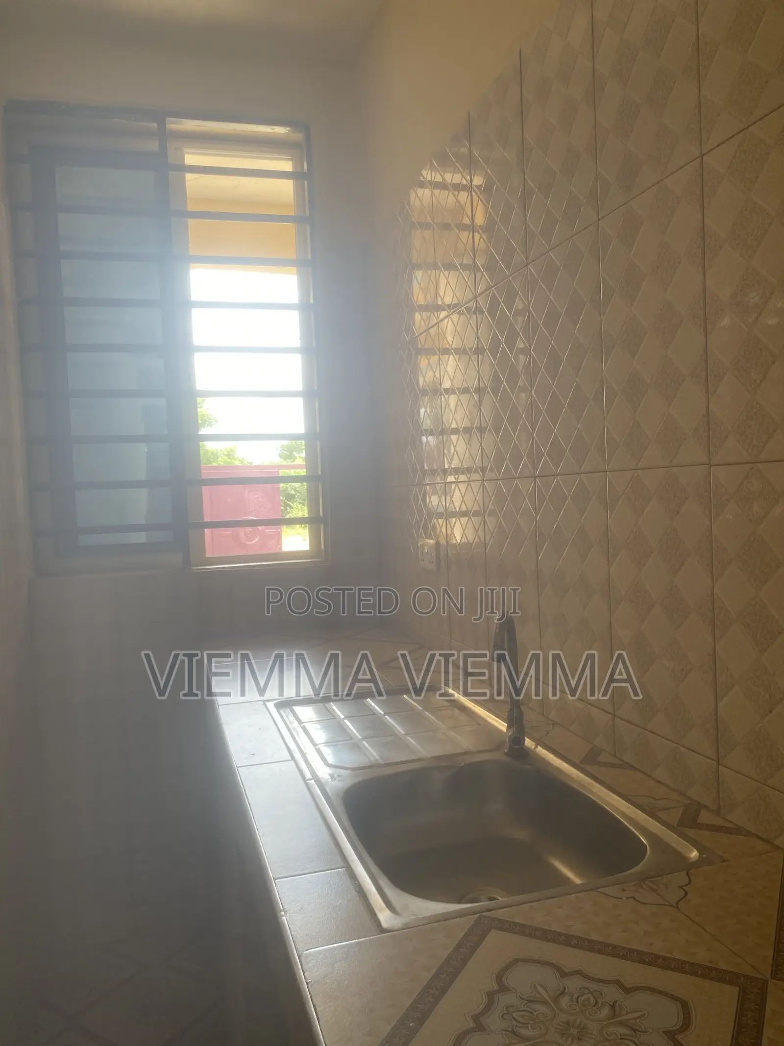 1bdrm Apartment in Oyibi for rent