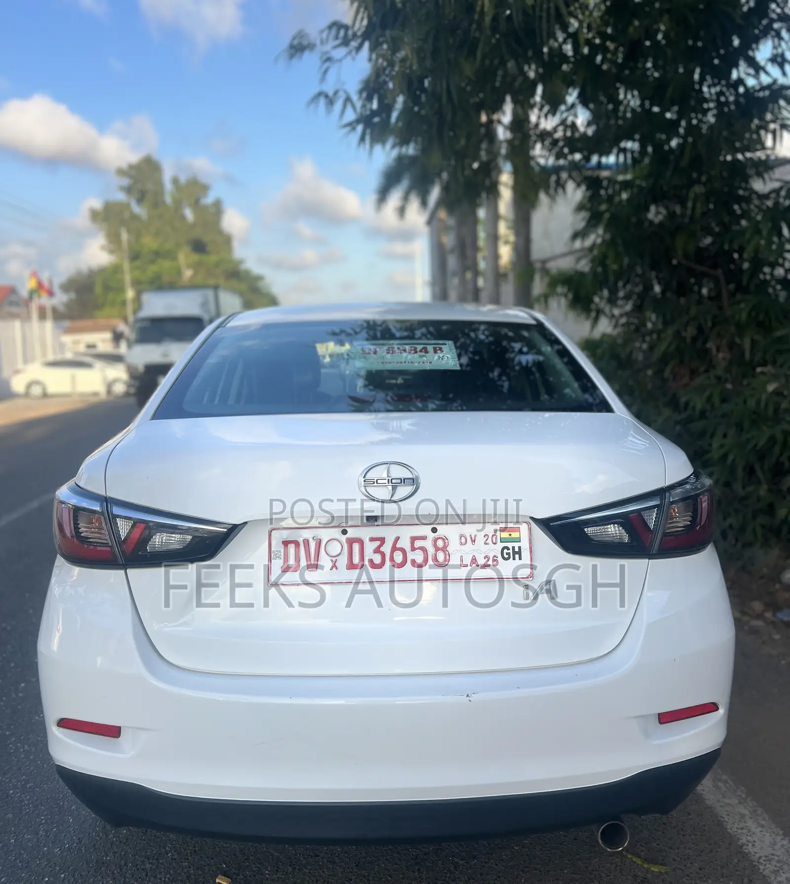 Toyota Yaris iA 1.5 FWD 2016 White