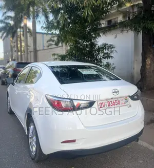 Toyota Yaris iA 1.5 FWD 2016 White