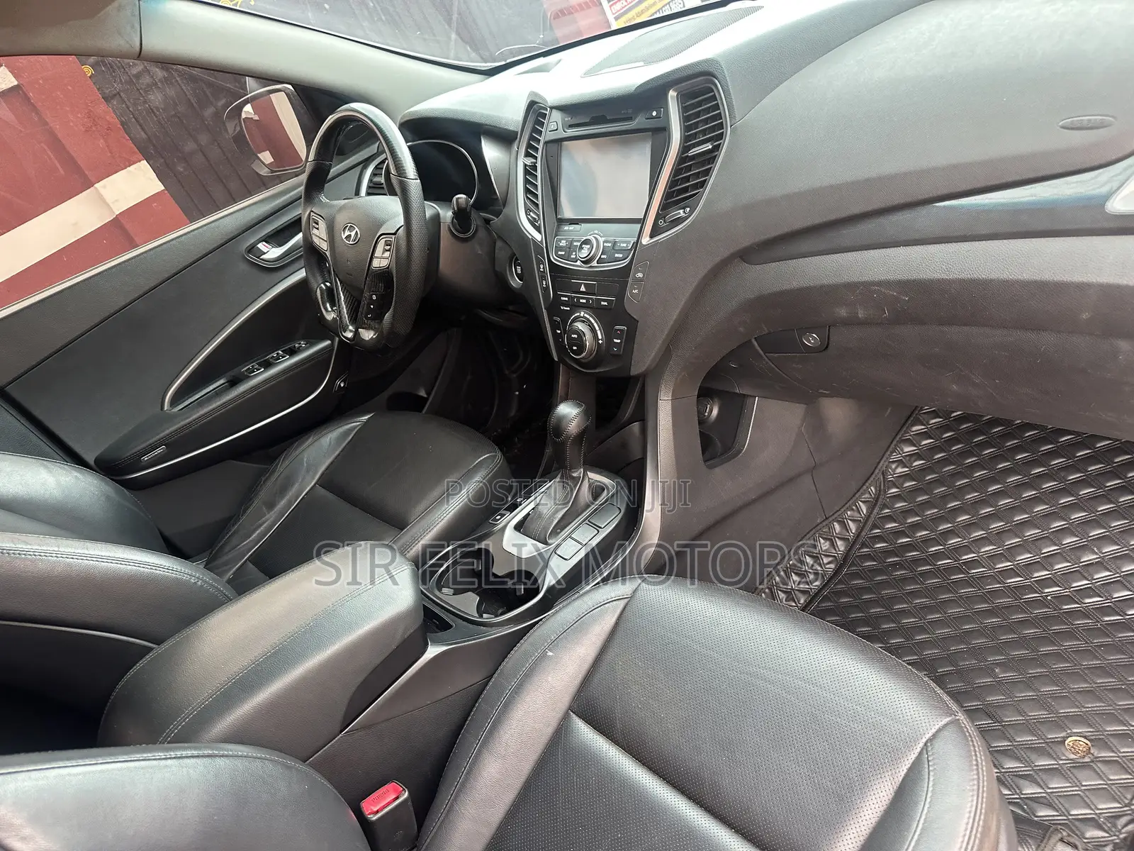 Hyundai Santa Fe Limited AWD 2016 White
