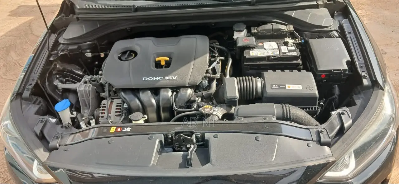 Hyundai Elantra 2018 Black