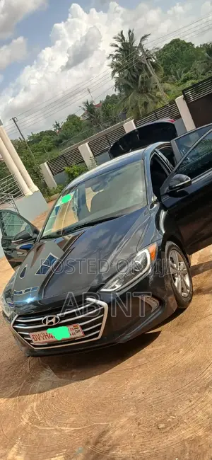 Hyundai Elantra 2018 Black