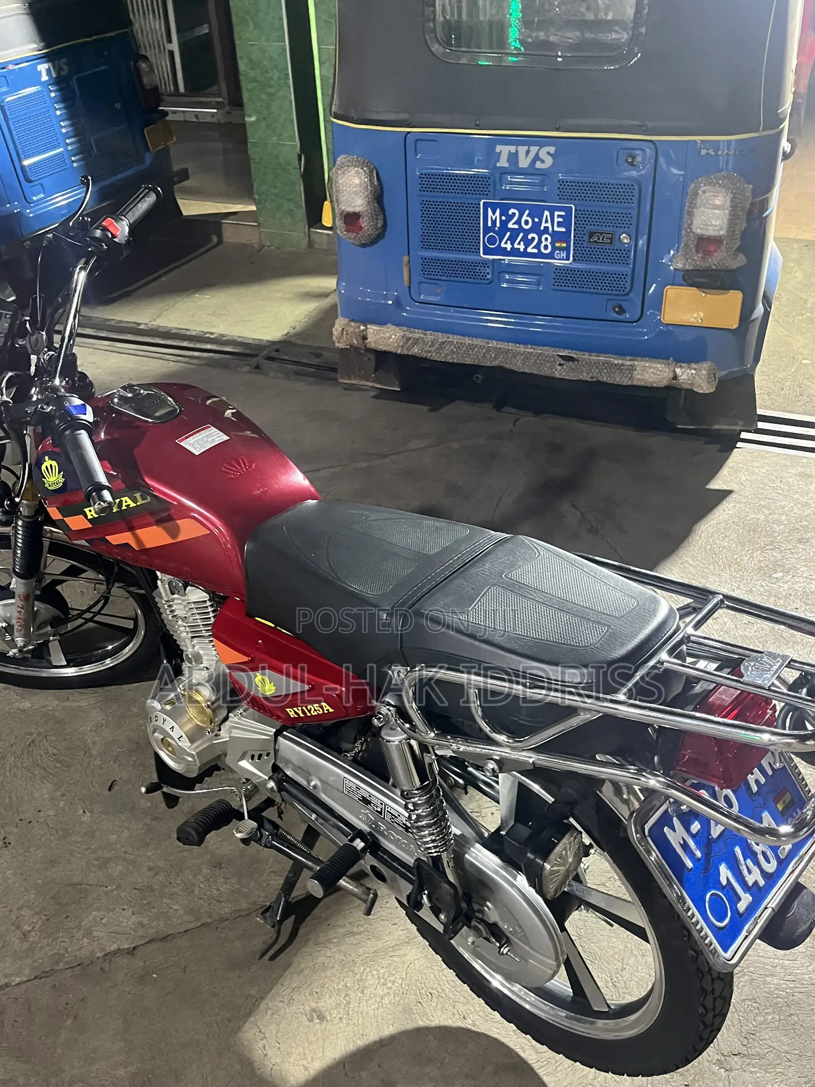 New Royal RY125 2026 Red