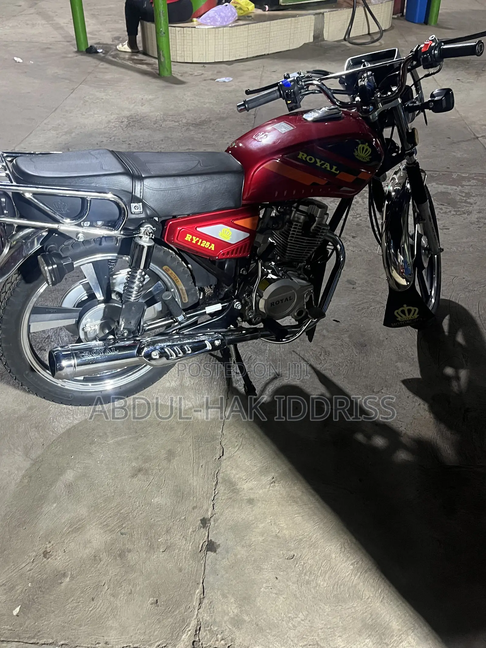 New Royal RY125 2026 Red