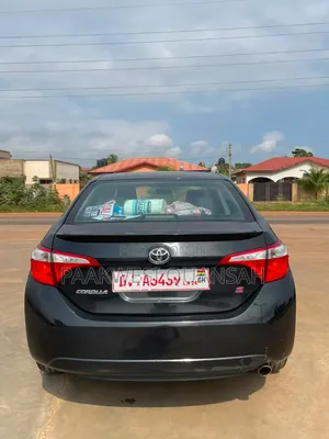 Toyota Corolla 2016 Black