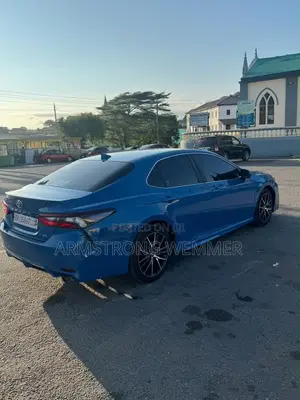Toyota Camry SE 2023 Blue