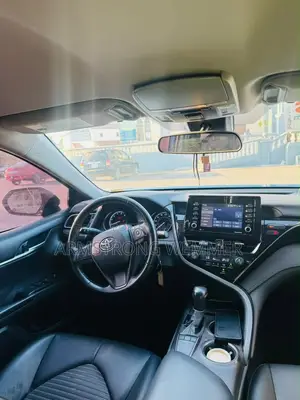 Toyota Camry SE 2023 Blue