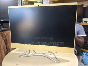 Desktop Computer HP AiO 24 8GB AMD Ryzen HDD 1T