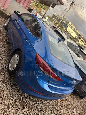 Hyundai Elantra SE 2018 Blue