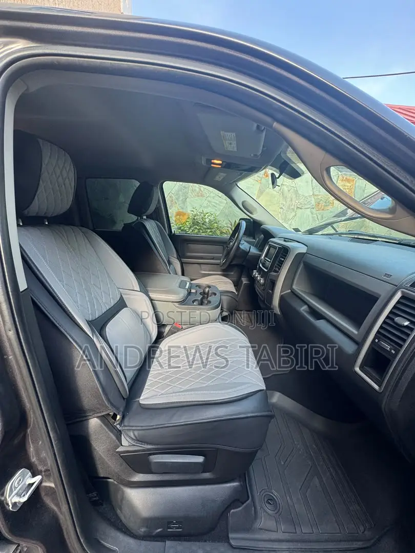 Dodge RAM 1500 3.6 Petrol AWD 2017 Gray