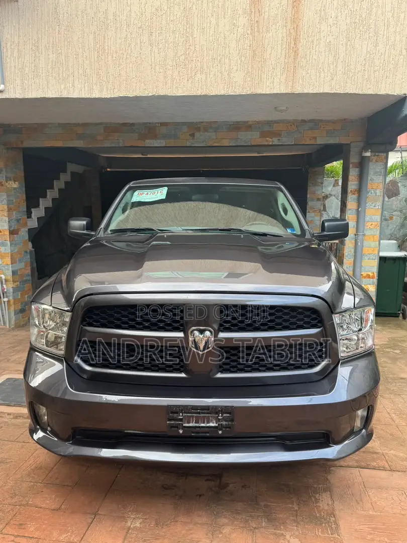 Dodge RAM 1500 3.6 Petrol AWD 2017 Gray