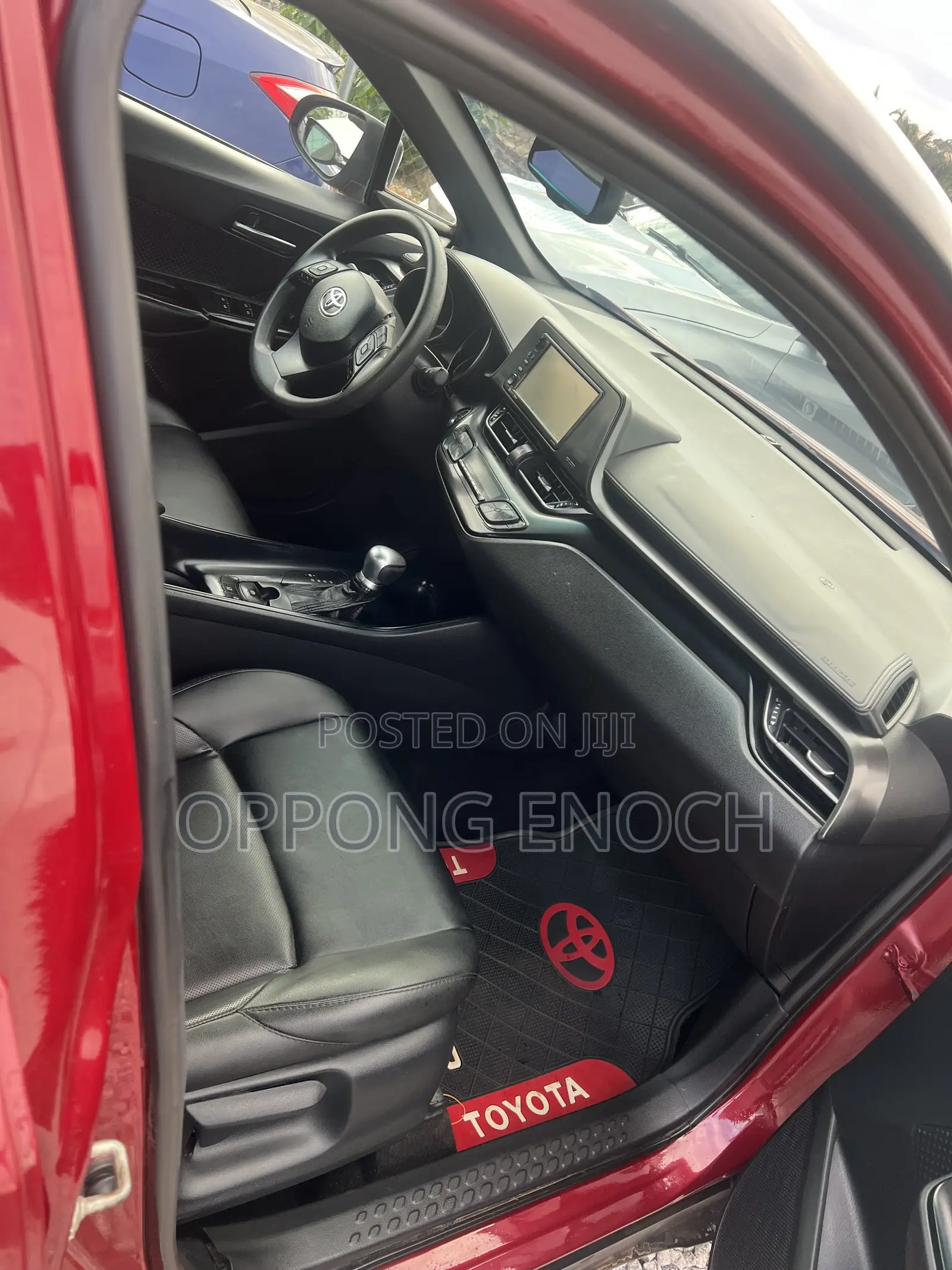 Toyota C-HR XLE FWD Sport Utility (2.0L 4cyl 2AM) 2018 Red