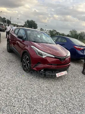 Toyota C-HR XLE FWD Sport Utility (2.0L 4cyl 2AM) 2018 Red