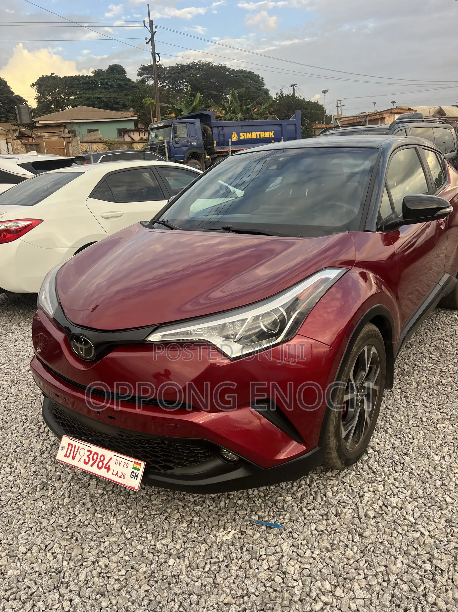 Toyota C-HR XLE FWD Sport Utility (2.0L 4cyl 2AM) 2018 Red