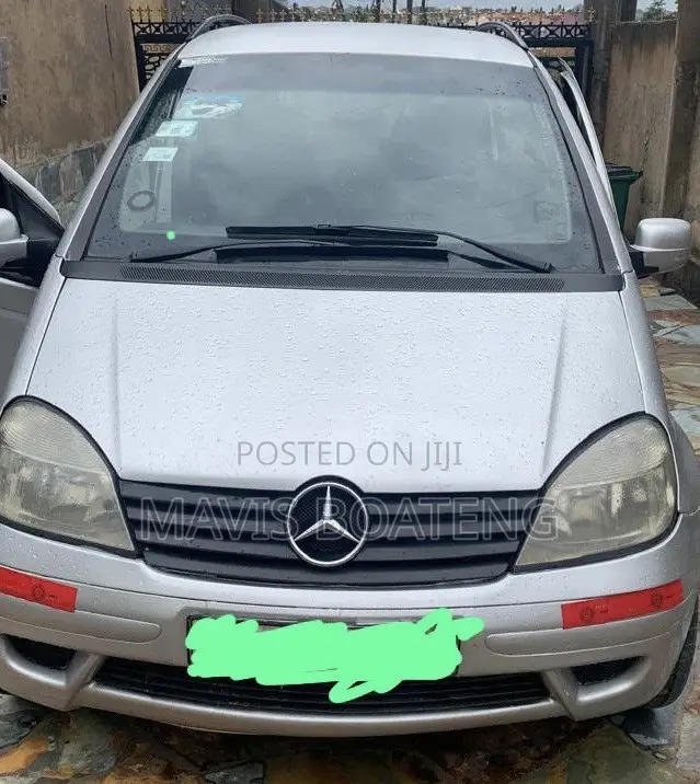 Mercedes-Benz A-Class 2010 Silver