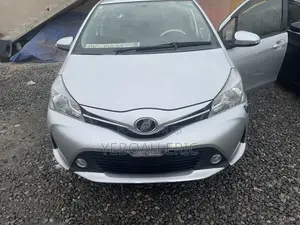 Toyota Vitz 1.3 AWD 3dr 2015 Silver
