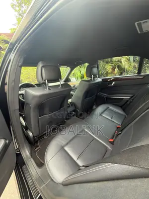 Mercedes-Benz E220 2016 Black