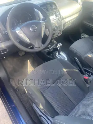 Nissan Versa 1.6 S 2018 Blue
