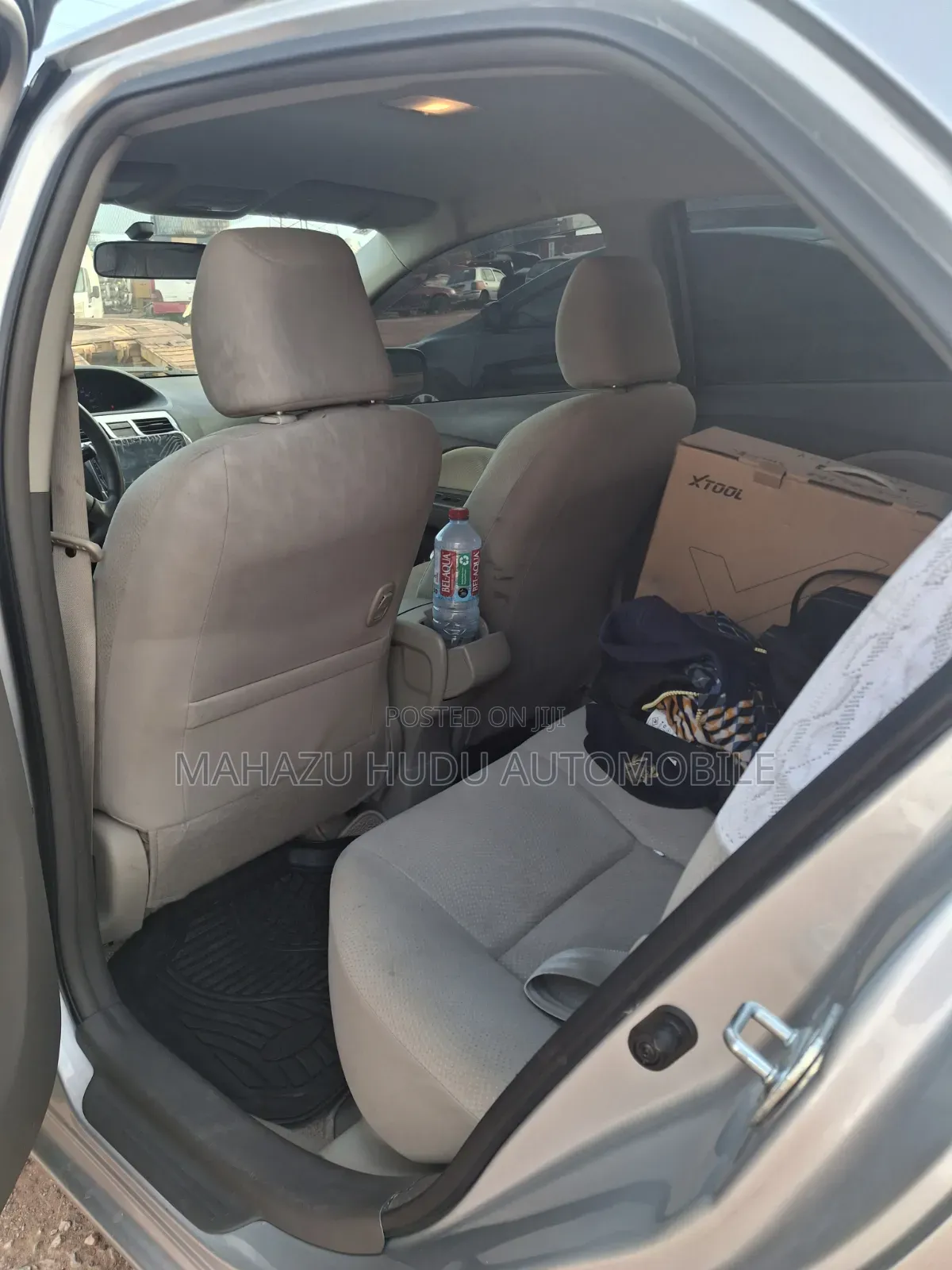 Toyota Belta 2010 Silver