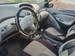 Toyota Echo Sedan 2005 Blue