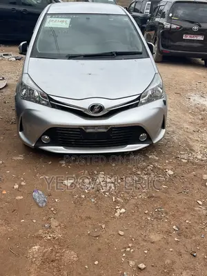 Toyota Vitz 1.3 AWD 3dr 2015 Silver
